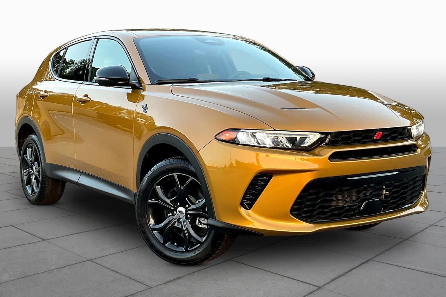 Used 2024 Dodge Hornet GT w/ GT Blacktop Package AWD/4WD image 3