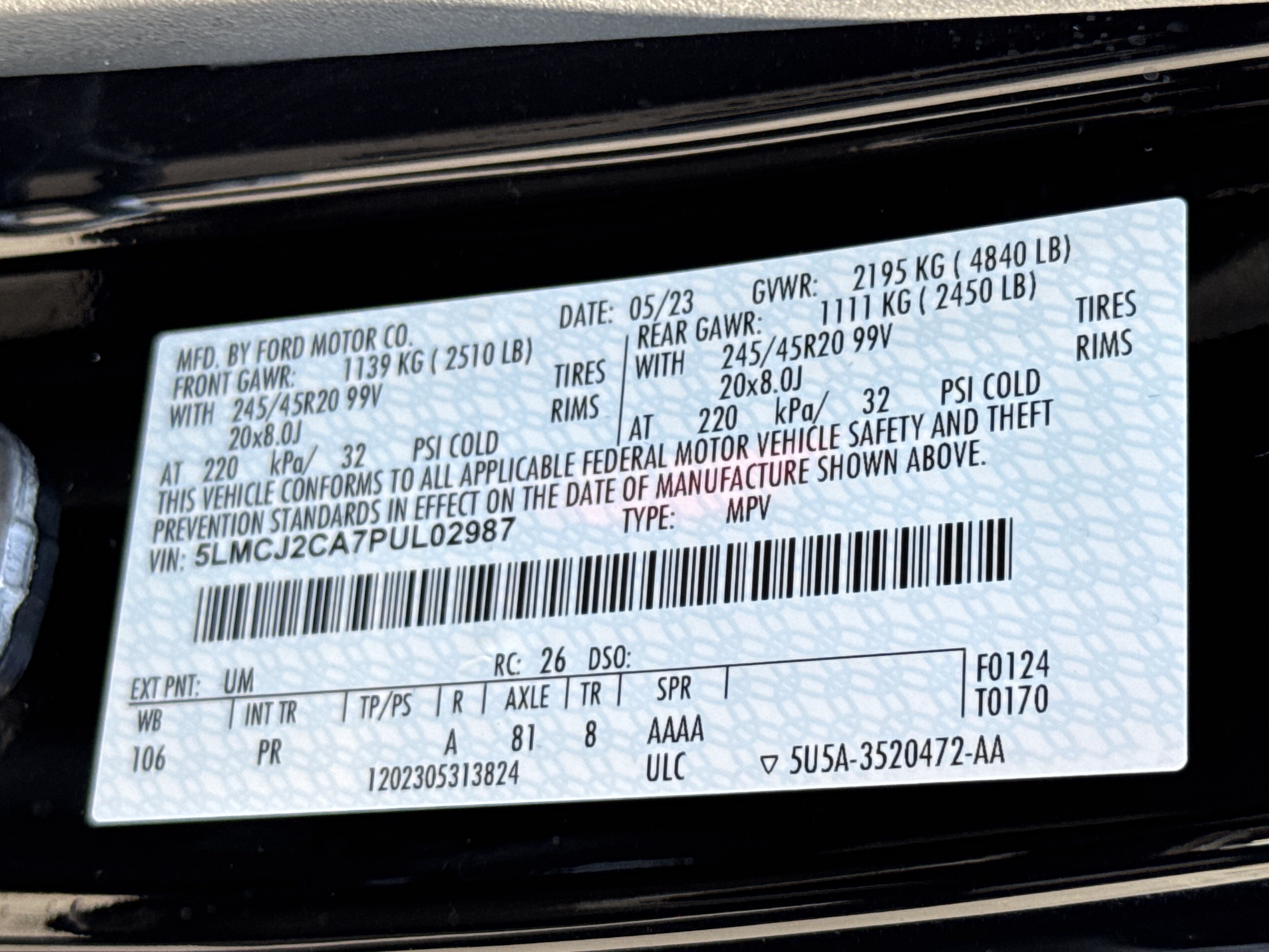 Used 2023 Lincoln Corsair Reserve w/ Equipment Group 201A FWD image 40