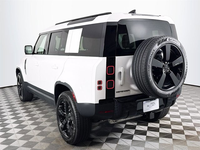 New 2026 Land Rover Defender 110 S image 7