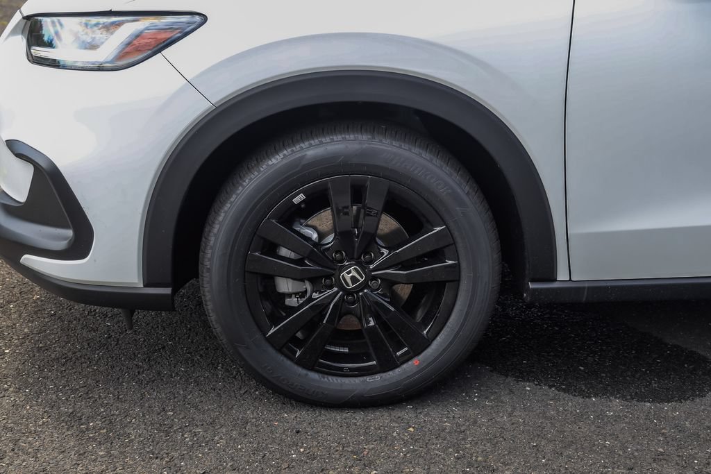 New 2027 Honda HR-V Sport image 8