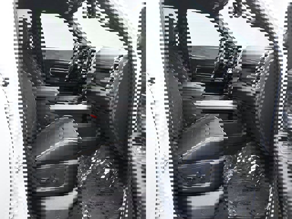 New 2024 RAM 2500 Laramie w/ Night Edition image 26