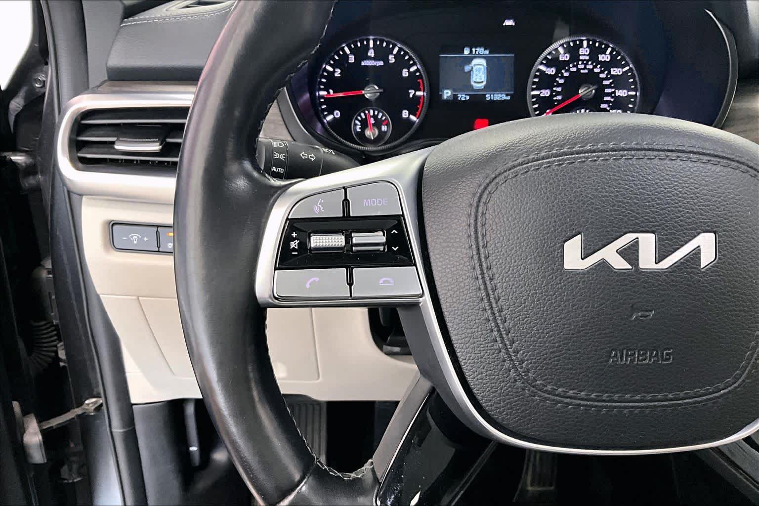 Used 2022 Kia Telluride EX AWD/4WD image 21
