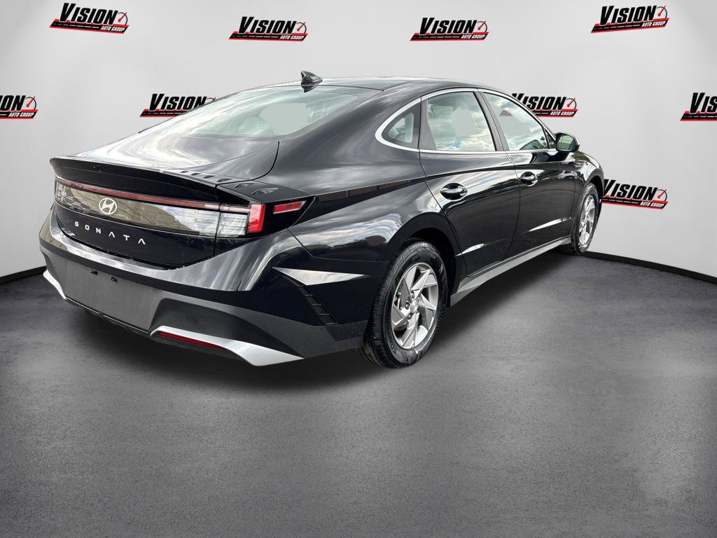 New 2026 Hyundai Sonata SE FWD image 5