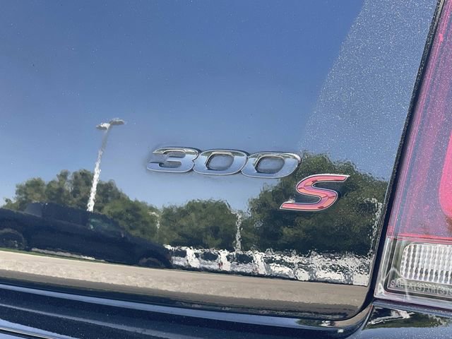 Used 2022 Chrysler 300 S w/ Safetytec Plus Group RWD image 7