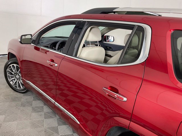 Used 2021 GMC Acadia Denali w/ Denali Ultimate Package AWD/4WD image 42