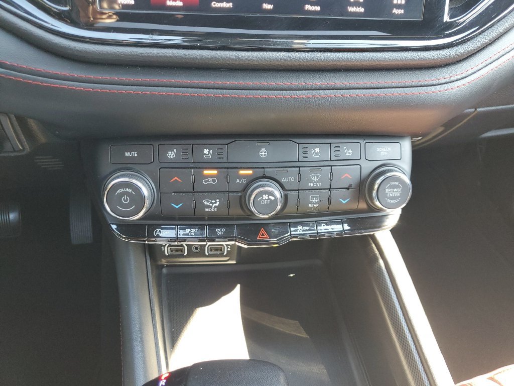 Used 2024 Dodge Durango GT AWD/4WD image 22
