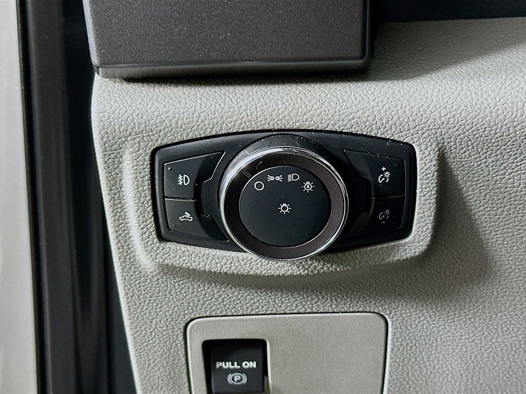 Used 2019 Ford F150 XLT AWD/4WD image 12