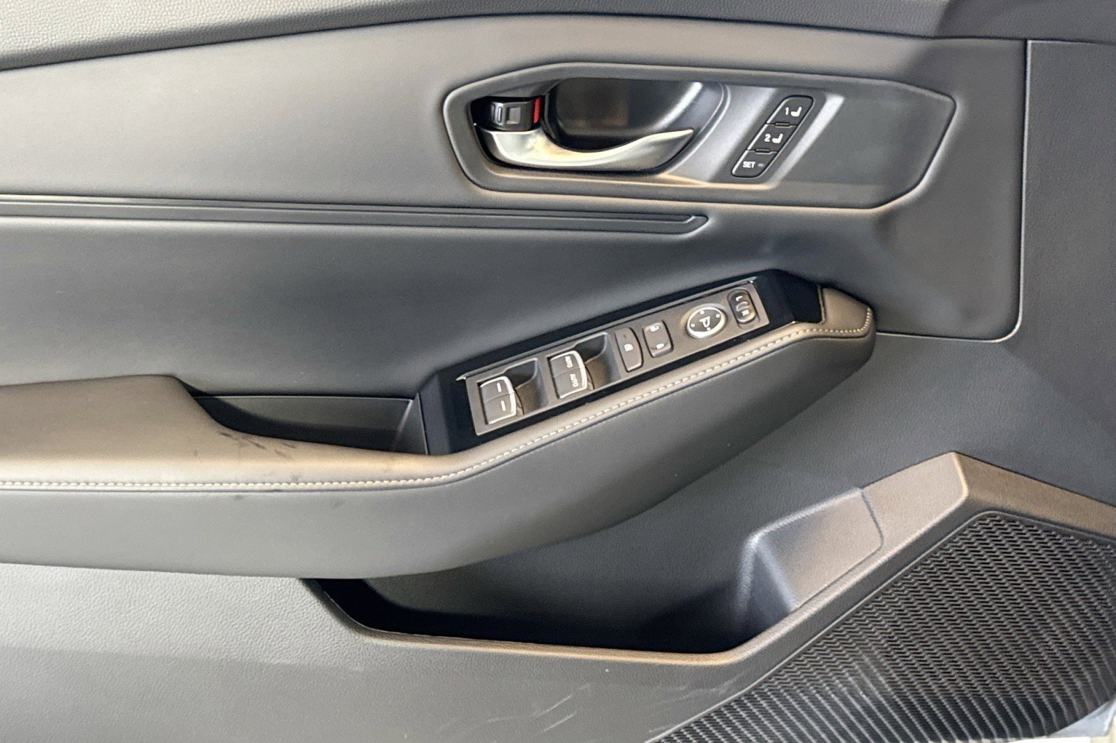 Used 2025 Honda Accord Touring image 17