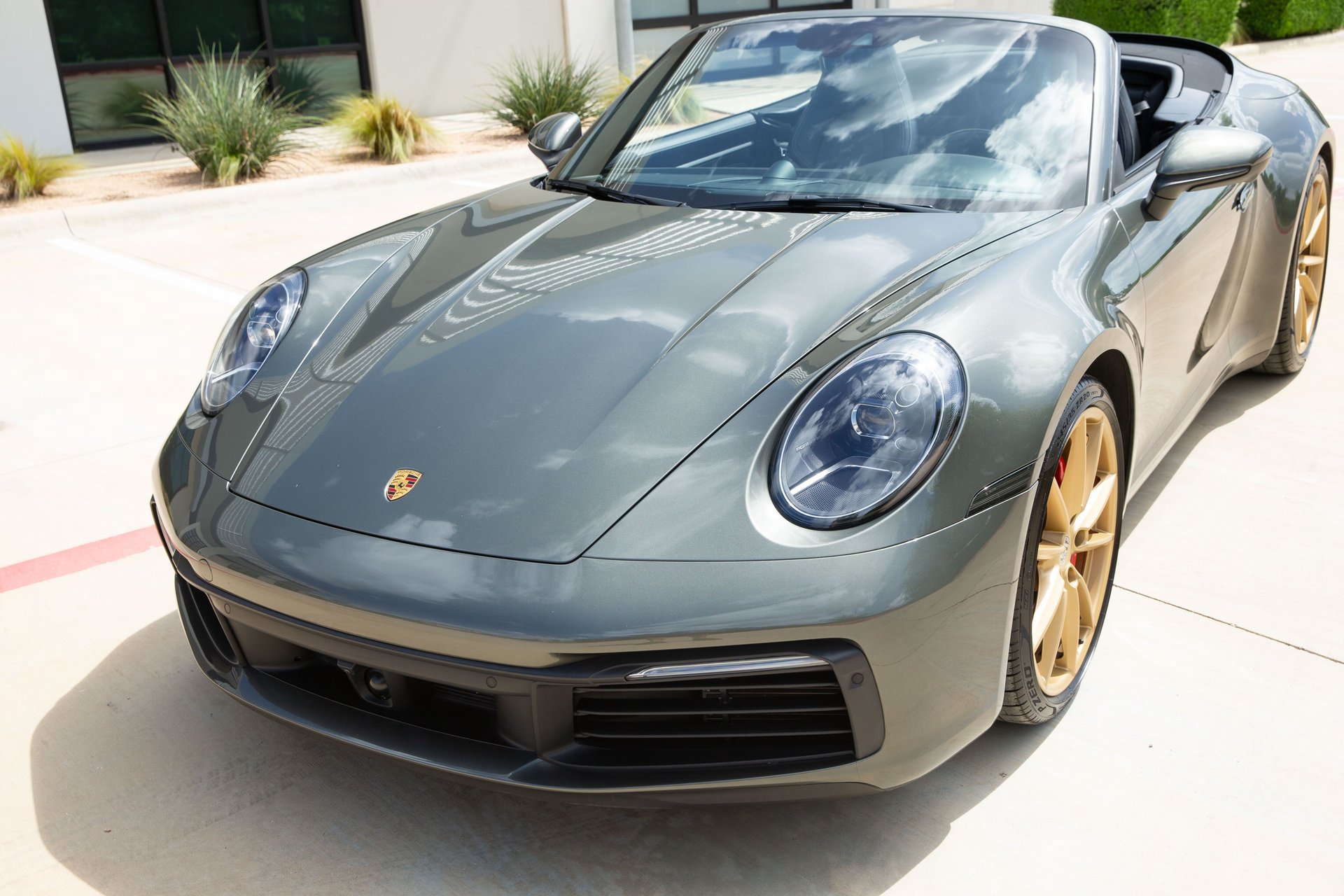 Used 2021 Porsche 911 Carrera S w/ Premium Package RWD image 19