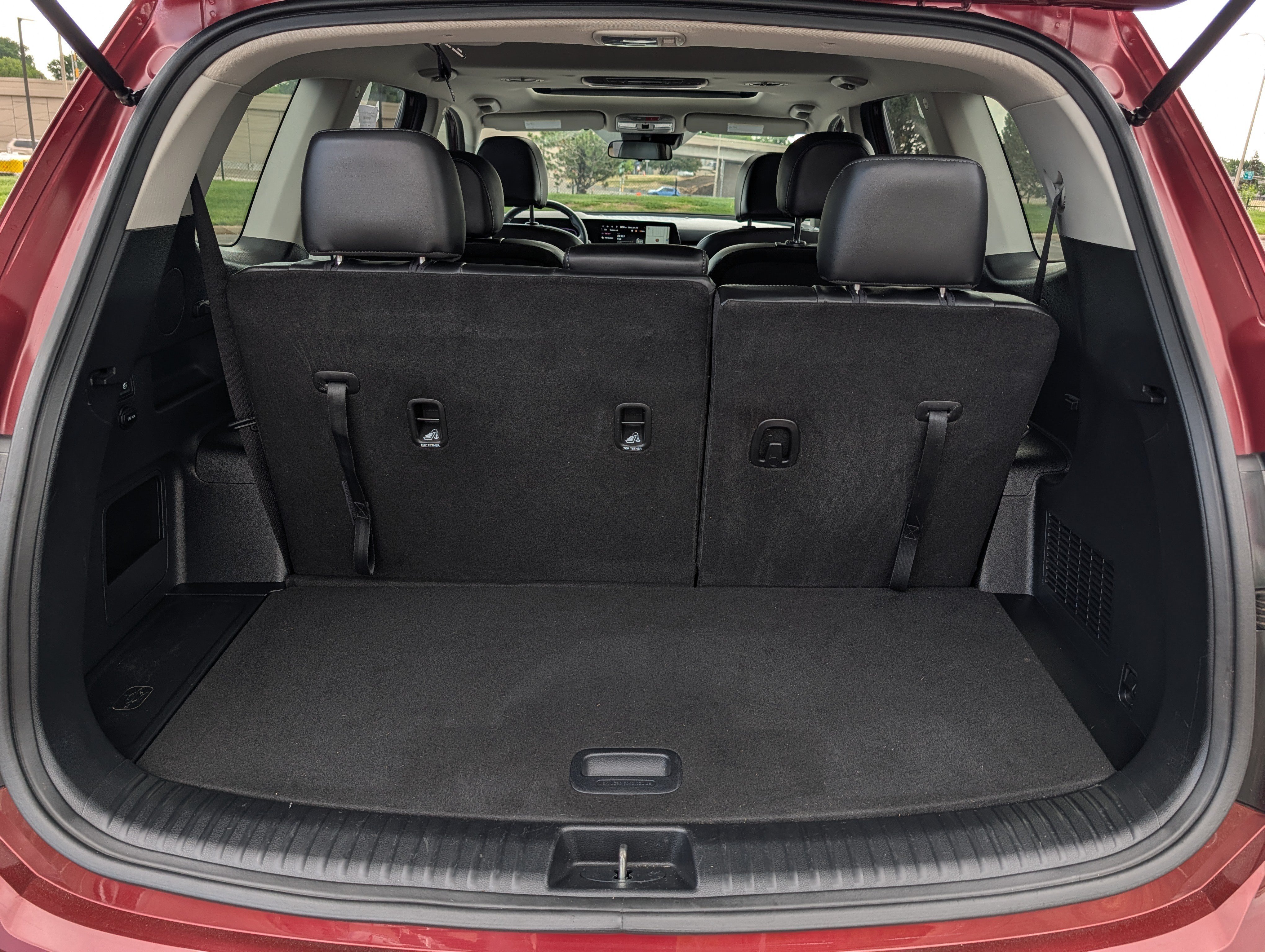 Certified 2024 Kia Telluride S w/ S Sunroof Package AWD/4WD image 18