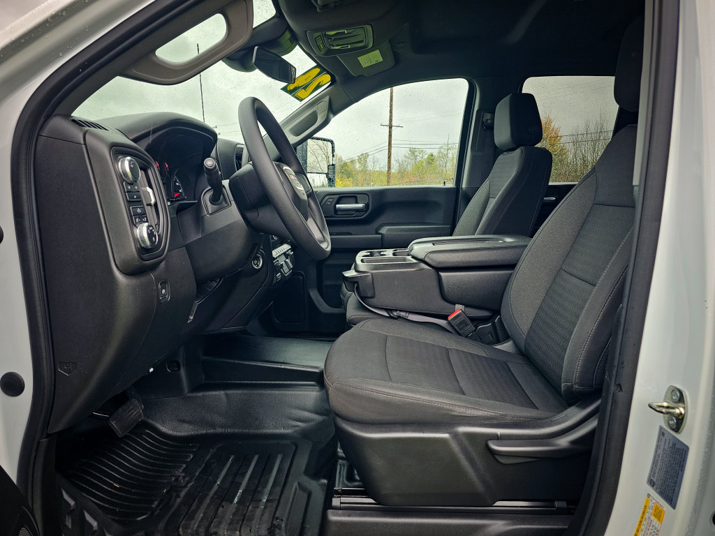 Used 2024 GMC Sierra 2500 Pro w/ Convenience Package AWD/4WD image 13