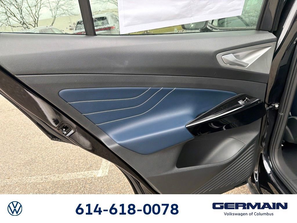 New 2025 Volkswagen ID.4 Pro S image 17