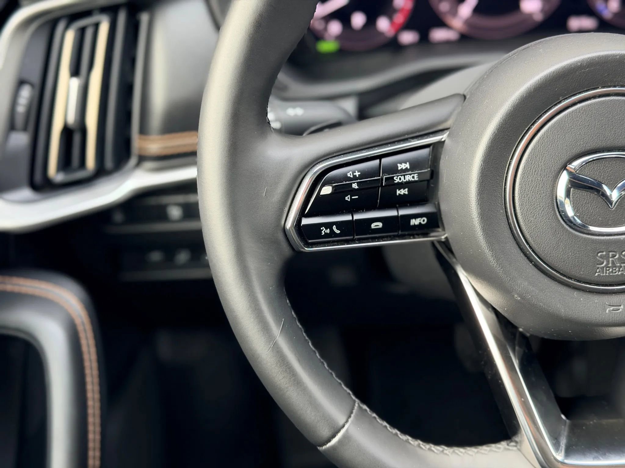 Used 2025 MAZDA CX-90 3.3 Turbo w/ Premium Plus Pkg image 22