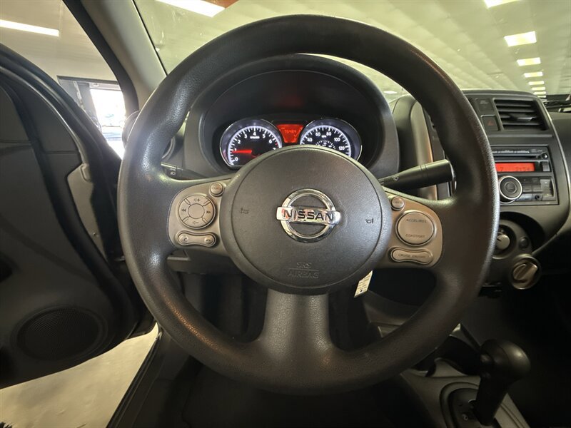 Used 2012 Nissan Versa SV w/ Convenience Pkg FWD image 29