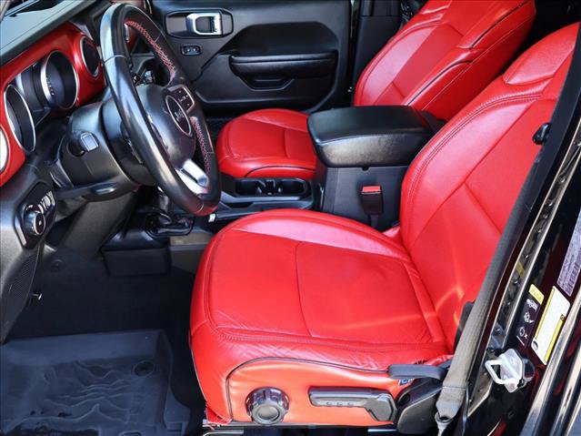 Used 2021 Jeep Wrangler Unlimited Rubicon w/ Uconnect 4C Nav & Sound Group AWD/4WD image 18