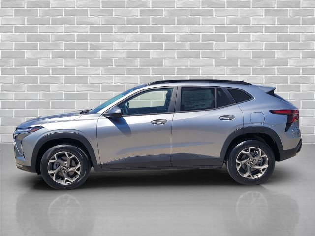 New 2026 Chevrolet Trax LT w/ Driver Confidence Package FWD image 9