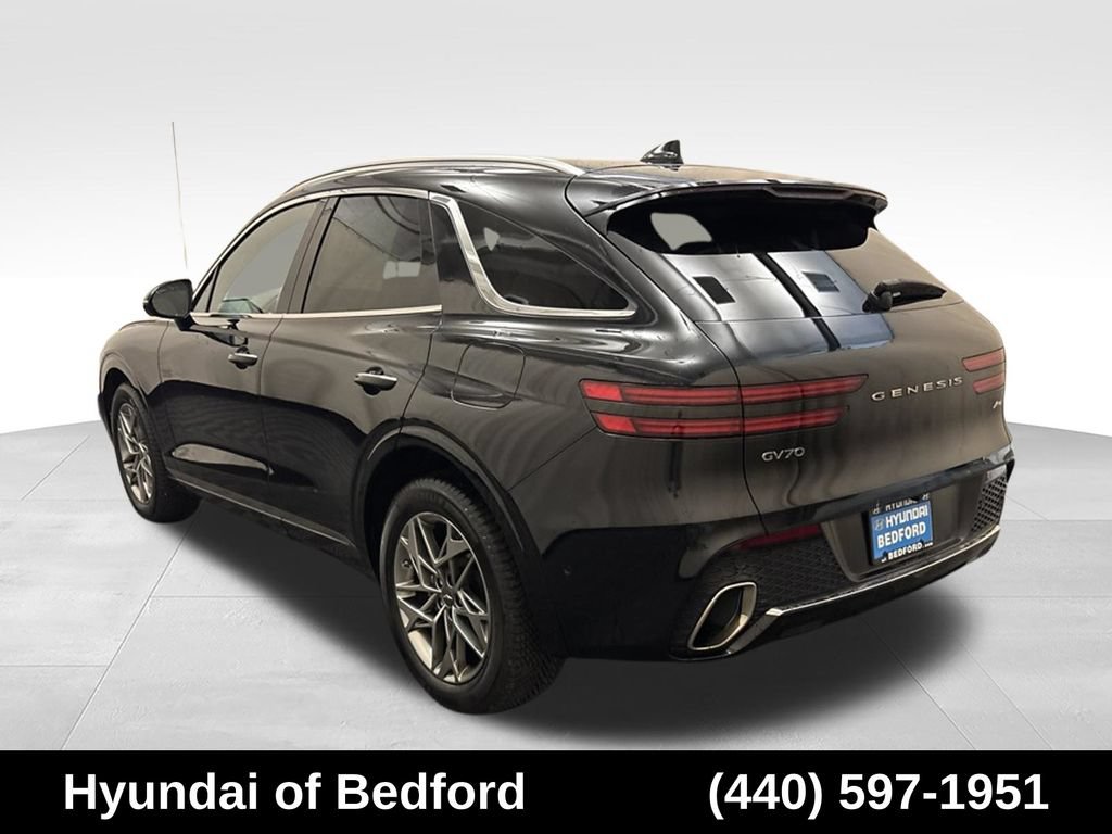Used 2022 Genesis GV70 2.5T w/ Advanced Package AWD/4WD image 7