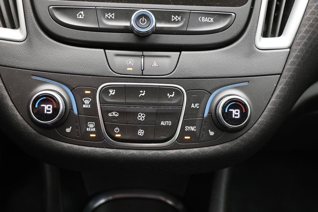 Used 2024 Chevrolet Malibu LT image 23