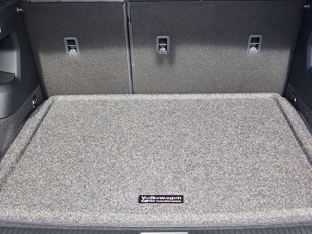 New 2026 Volkswagen Tiguan SE R-Line image 20