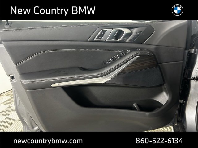 Used 2024 BMW X5 xDrive40i w/ Parking Assistance Package image 13