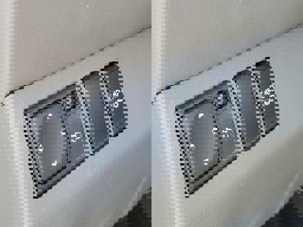 Used 2016 Nissan Frontier SV w/ SV Value Truck Package image 19