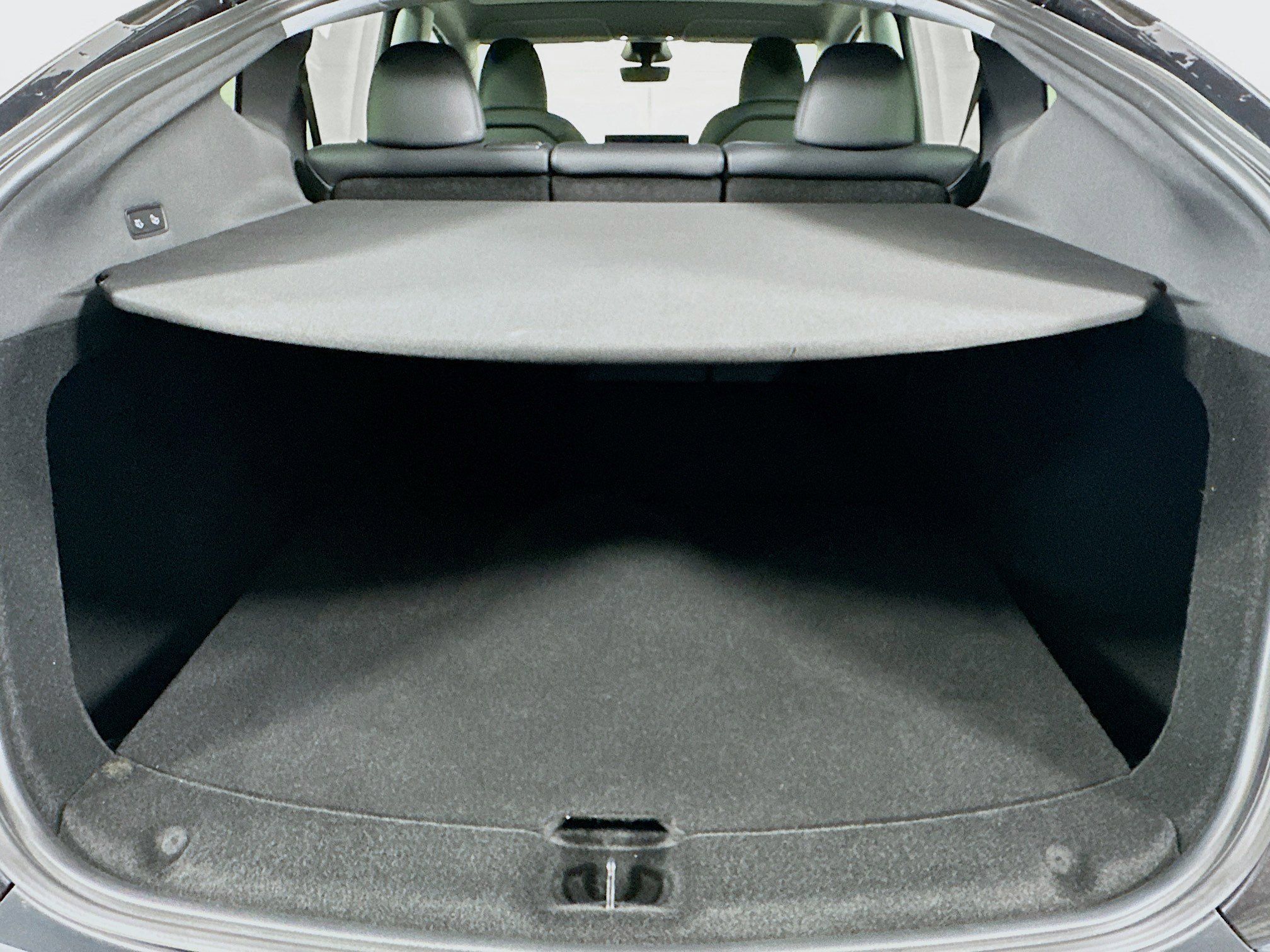 Used 2026 Tesla Model Y 2WD image 27