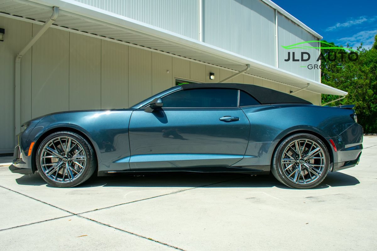 Used 2023 Chevrolet Camaro ZL1 RWD image 6