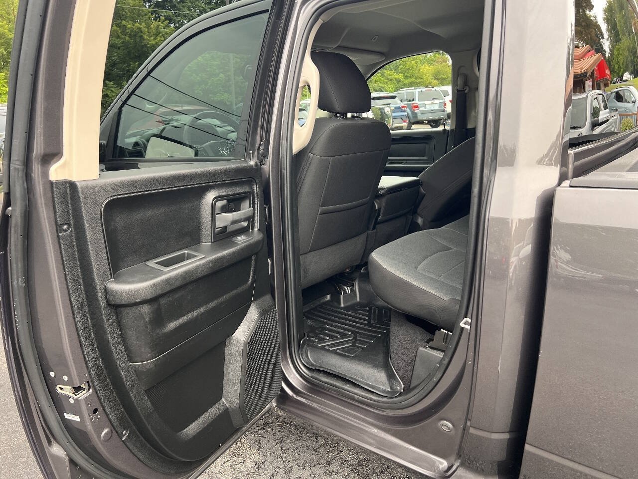Used 2021 RAM 1500 Express w/ Wheel & Sound Group AWD/4WD image 21