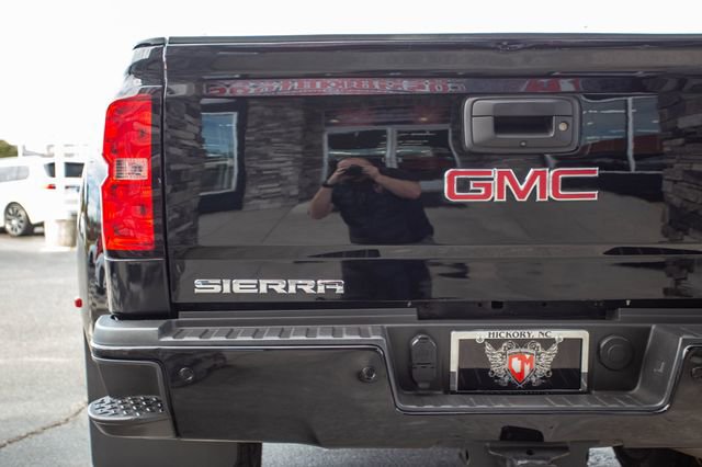 Used 2017 GMC Sierra 3500 Denali w/ Duramax Plus Package image 37