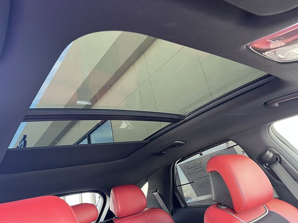 Used 2023 Genesis GV70 2.5T w/ Sport Prestige Package image 28