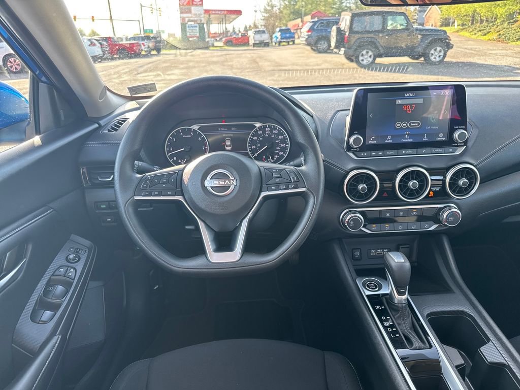 Used 2025 Nissan Sentra SV image 14