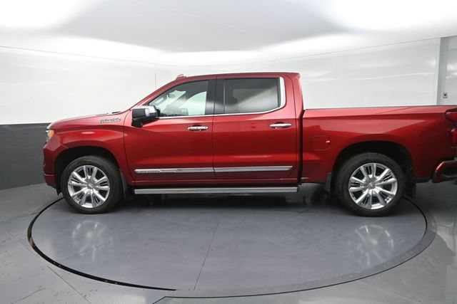 Used 2023 Chevrolet Silverado 1500 High Country w/ High Country Premium Package AWD/4WD image 7
