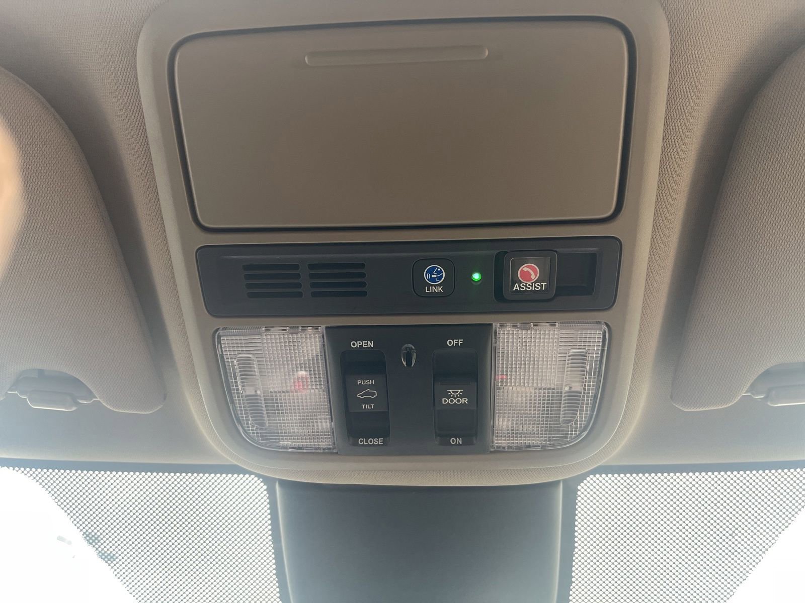 Used 2024 Honda Odyssey Elite image 32