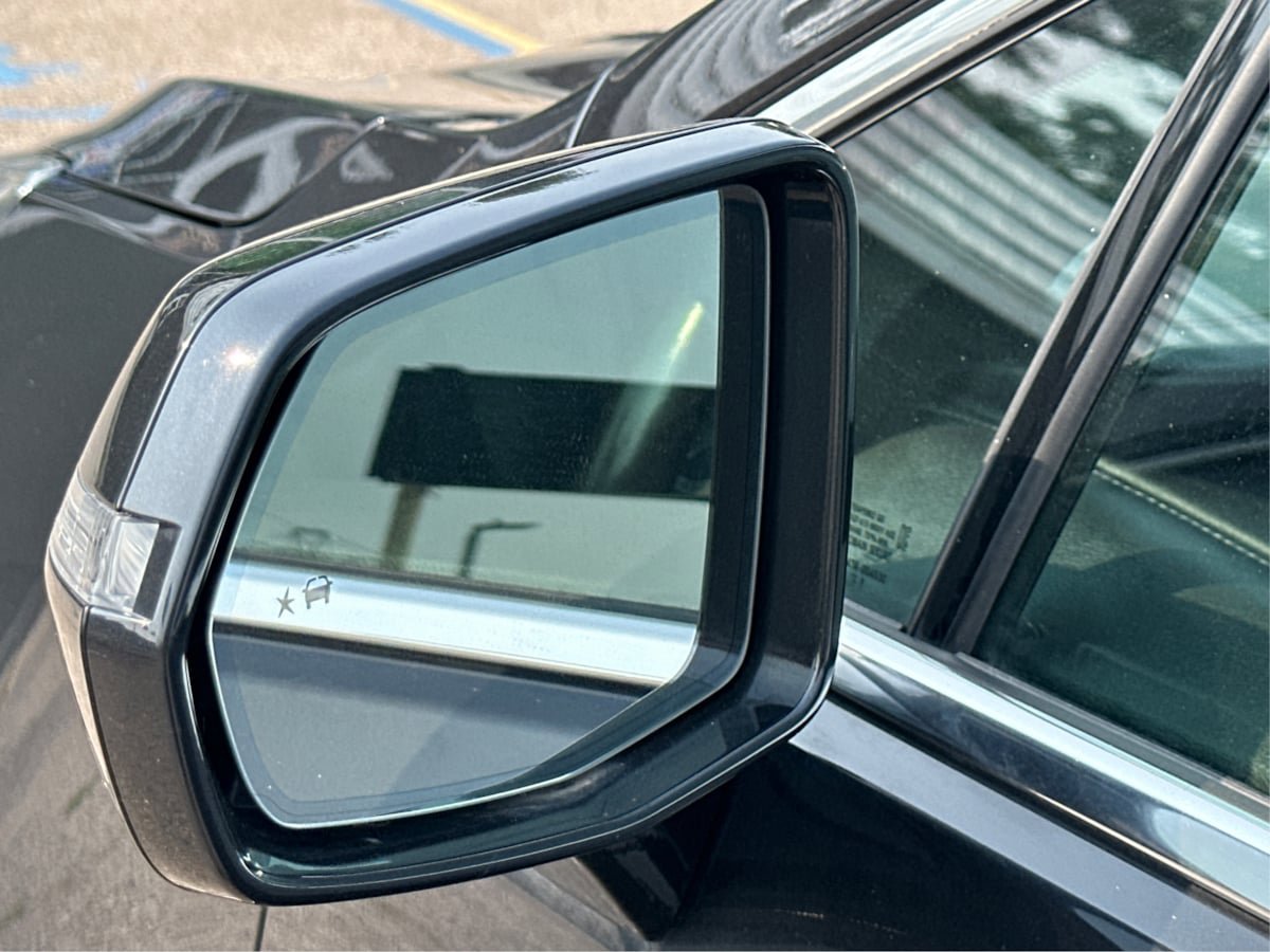 Used 2020 Cadillac XT5 Premium Luxury FWD image 26