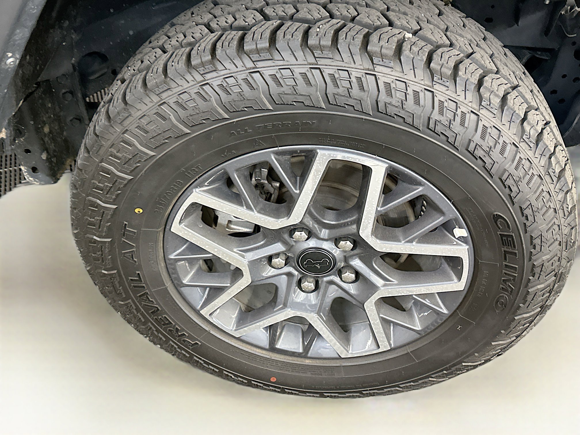Used 2025 Jeep Wrangler Unlimited Sahara AWD/4WD image 11