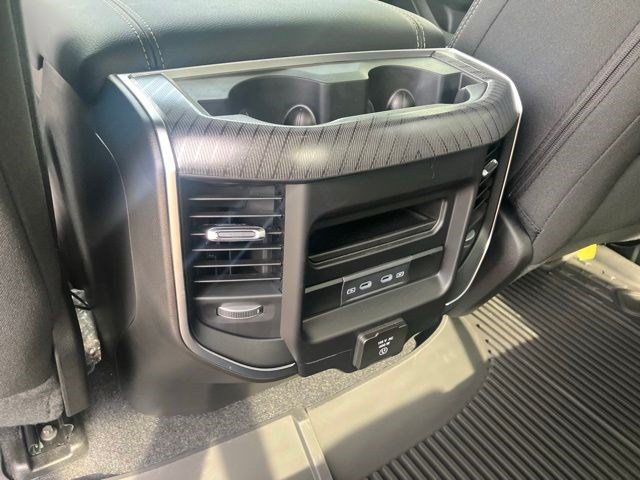 New 2026 RAM 1500 Big Horn AWD/4WD image 24
