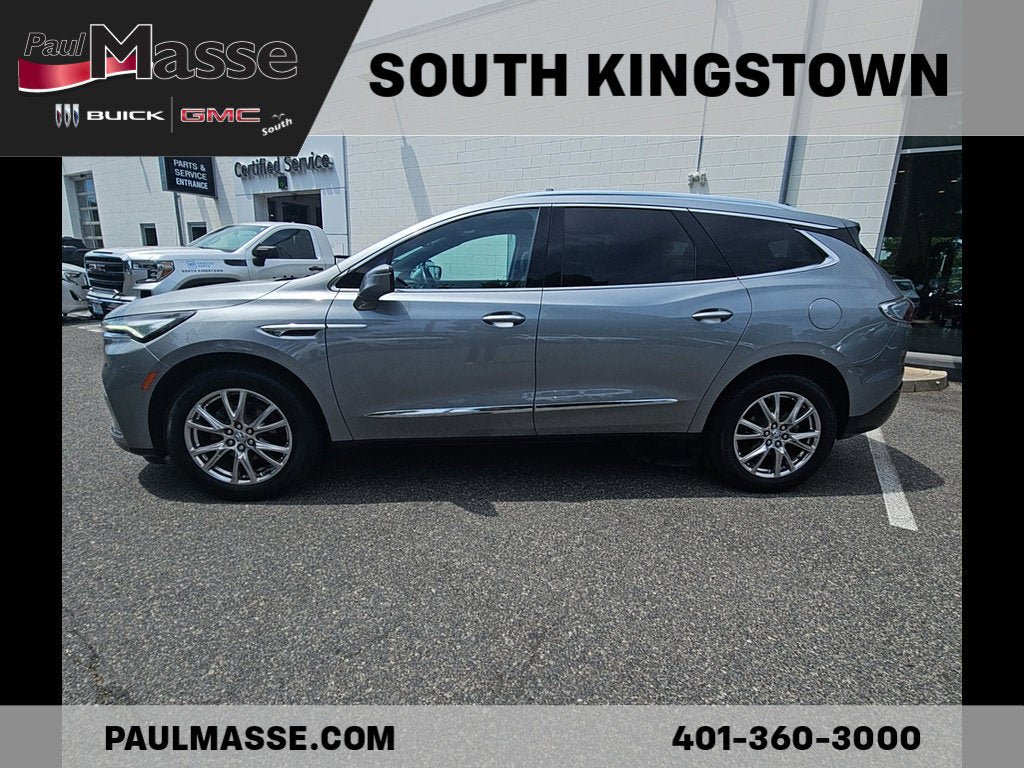 Used 2023 Buick Enclave Essence w/ Experience Buick Package AWD/4WD image 4