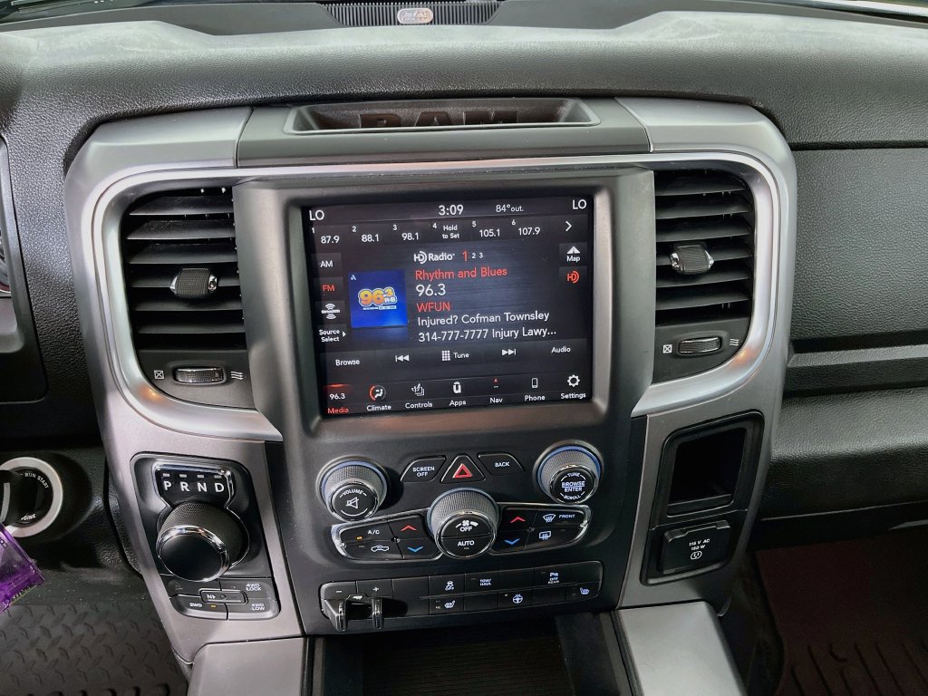 Used 2022 RAM 1500 Warlock w/ Ceramic Grey Warlock Package AWD/4WD image 20