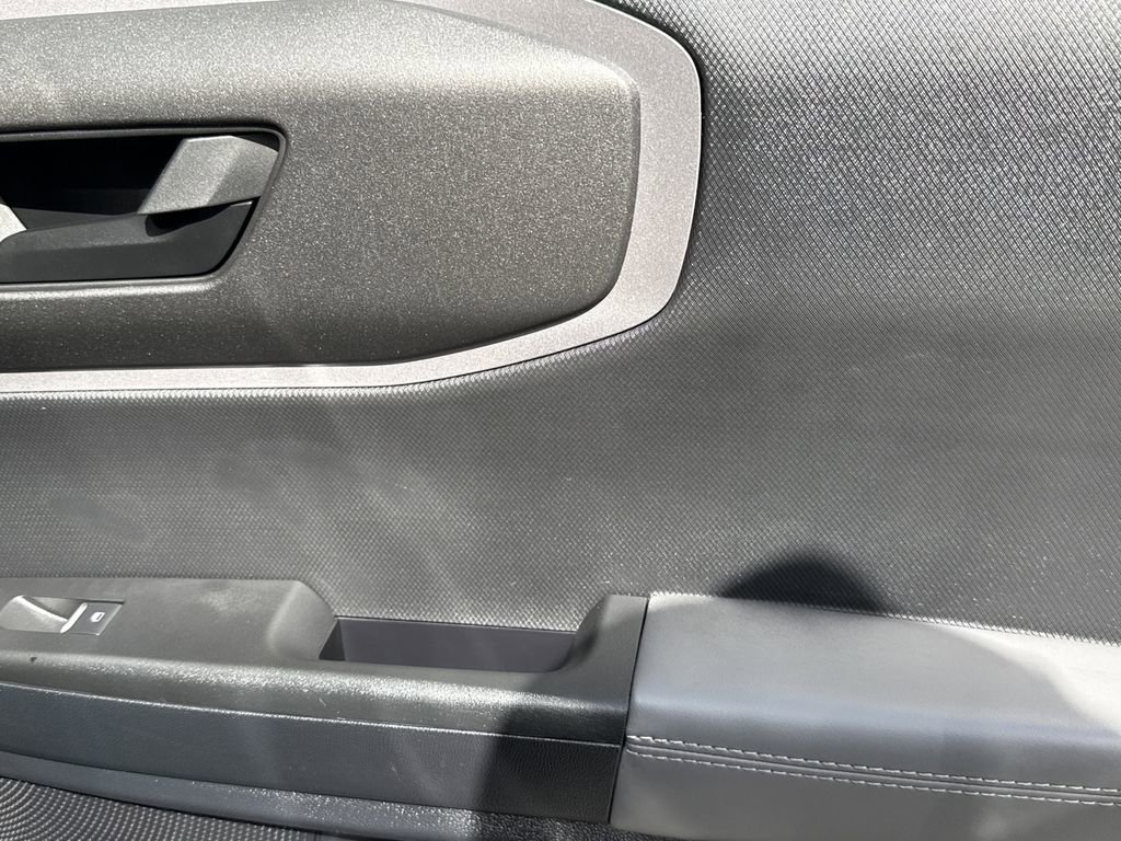 Used 2025 Ford Bronco Sport Badlands image 16