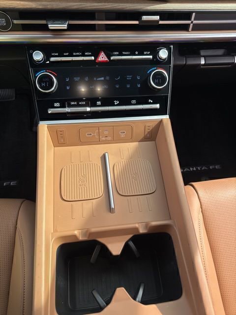 Used 2026 Hyundai Santa Fe Limited image 32