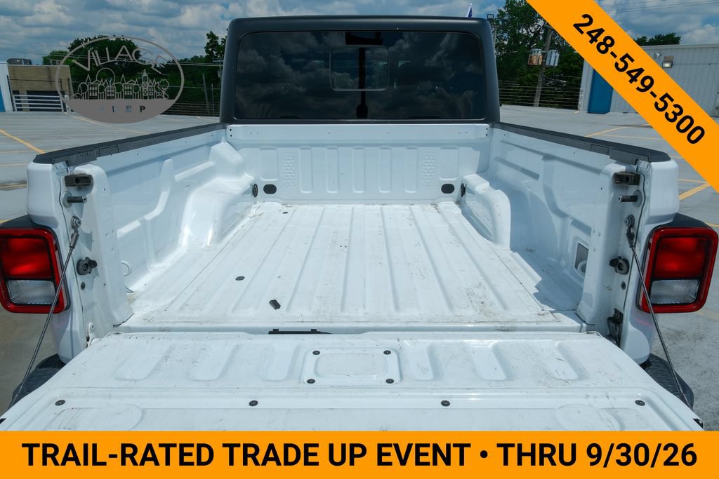 Used 2022 Jeep Gladiator Sport AWD/4WD image 7