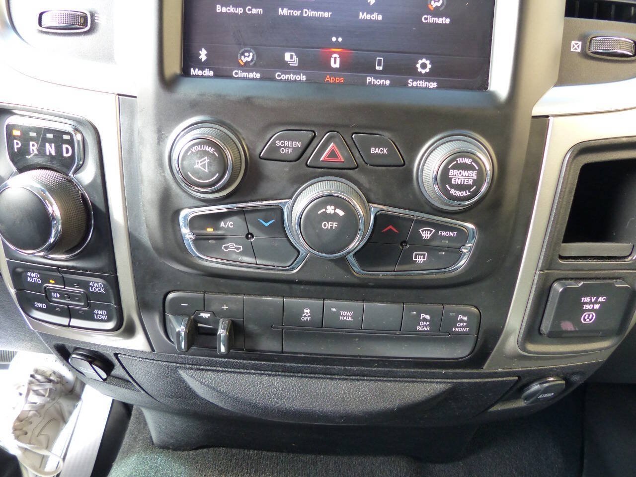 Used 2018 RAM 1500 Big Horn AWD/4WD image 39