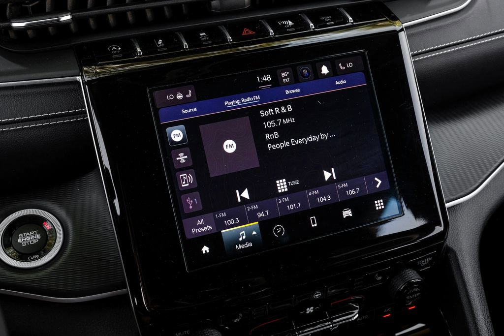 Used 2023 Jeep Grand Cherokee L Laredo AWD/4WD image 6
