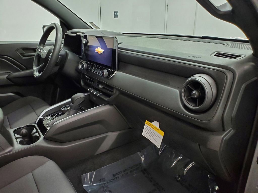 Used 2023 Chevrolet Colorado Trail Boss w/ Technology Package image 13