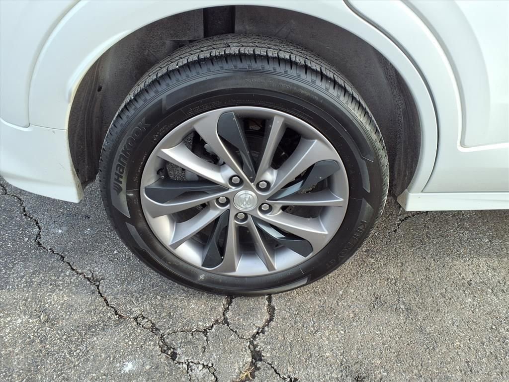 Certified 2023 Buick Encore GX Select w/ Sport Touring Package image 38