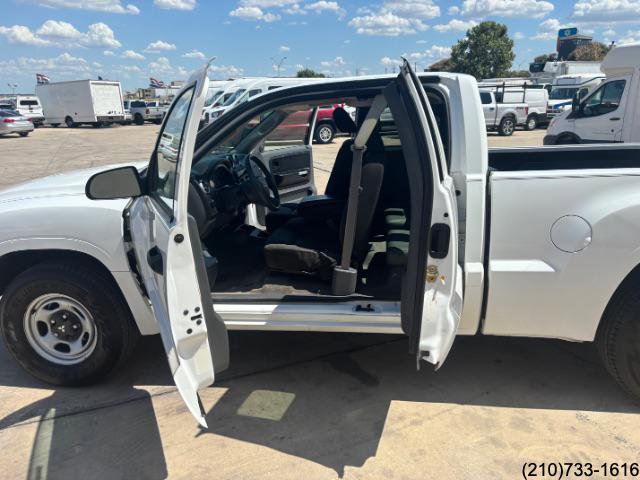 Used 2006 Mitsubishi Raider LS image 11