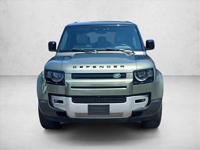 Used 2023 Land Rover Defender 110 SE AWD/4WD image 2