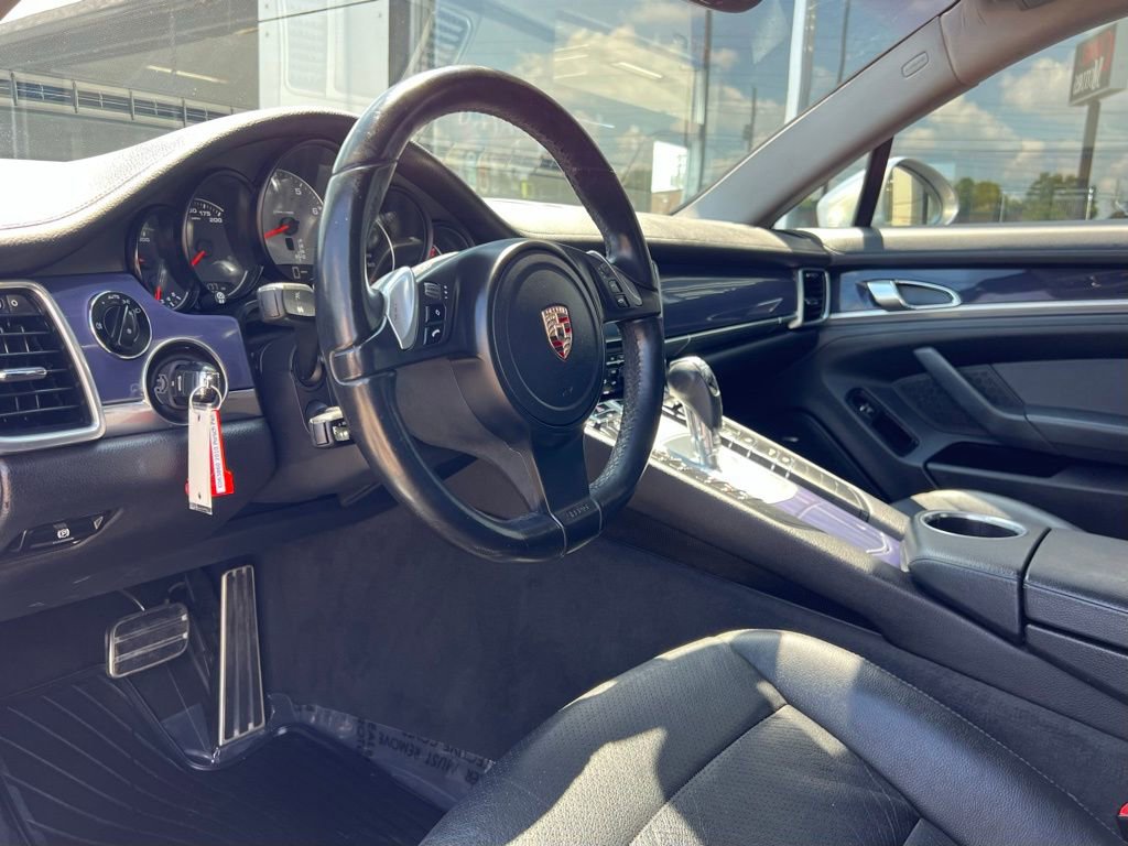 Used 2010 Porsche Panamera S image 2