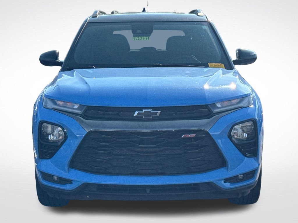 Used 2023 Chevrolet TrailBlazer RS w/ Sun and Liftgate Package AWD/4WD image 3