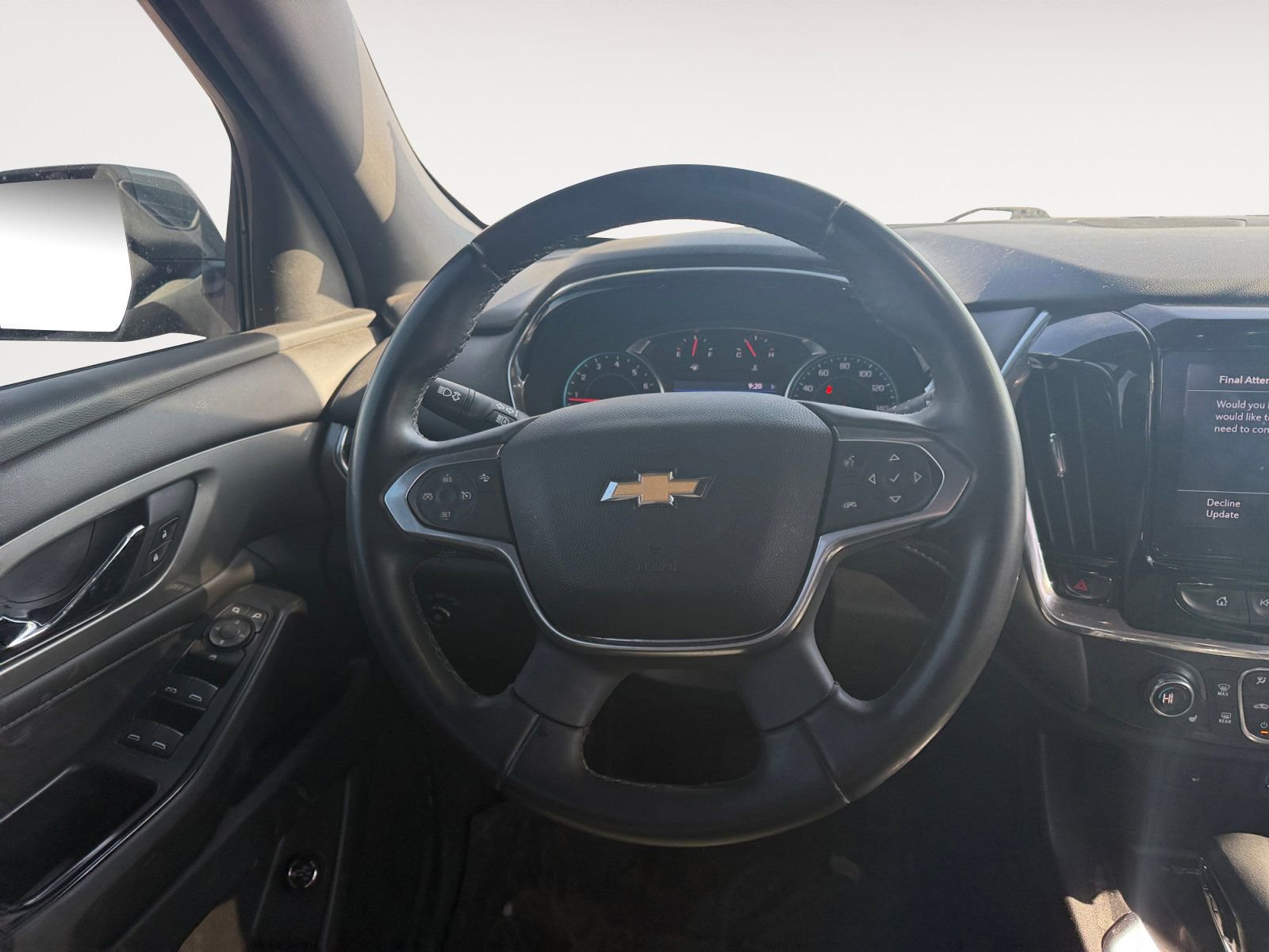 Used 2023 Chevrolet Traverse LT w/ LPO, Floor Liner Package image 12